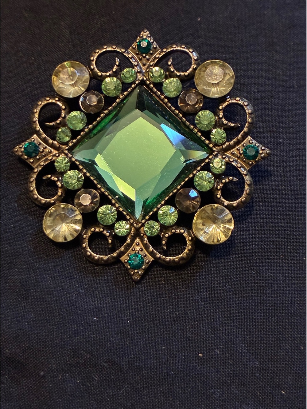 Antique-Style Green Rhinestone Statement Brooch Pin